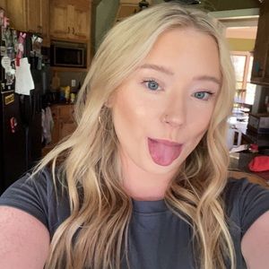 Meet your Posher, Josie